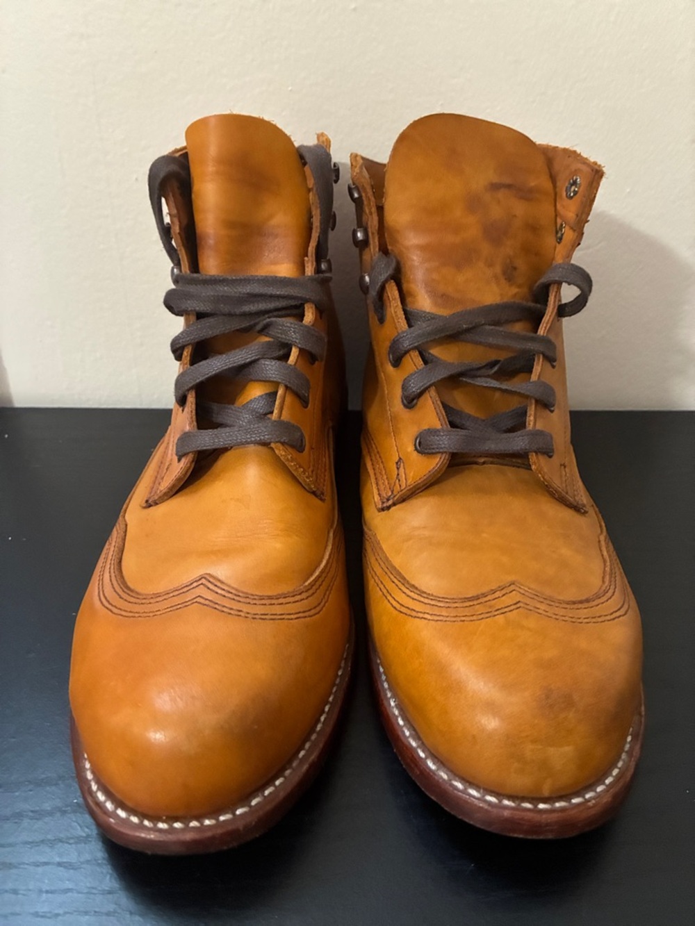 Wolverine Addison Men's 1000 Mile Wingtip Boots in Tan - Picture 4 of 8